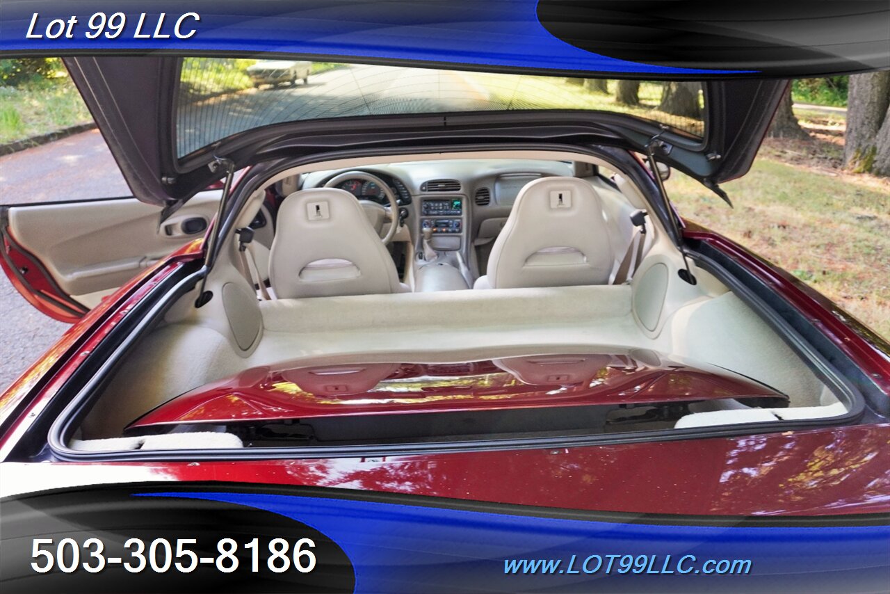 2003 Chevrolet Corvette Coupe 50TH ANIVERSERY Only 29K V8 LS1 Automatic Lether Seats Removable Targo TOP GOLD Wheels NEW TIRES - Photo 13 - Milwaukie, OR 97267