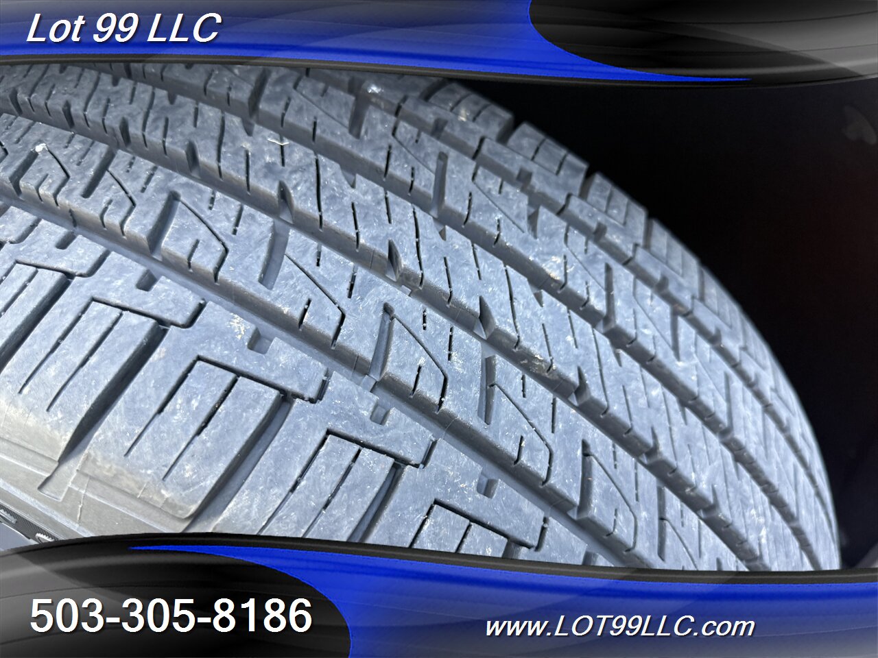 2017 Chrysler Pacifica Limited *Mobility Chair Lift* ADA Wheelchair   - Photo 83 - Milwaukie, OR 97267