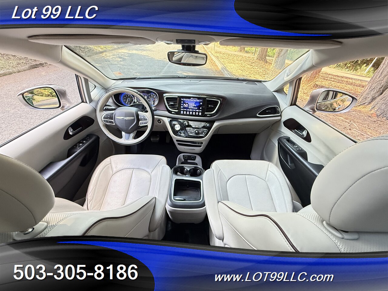 2017 Chrysler Pacifica Limited *Mobility Chair Lift* ADA Wheelchair   - Photo 13 - Milwaukie, OR 97267