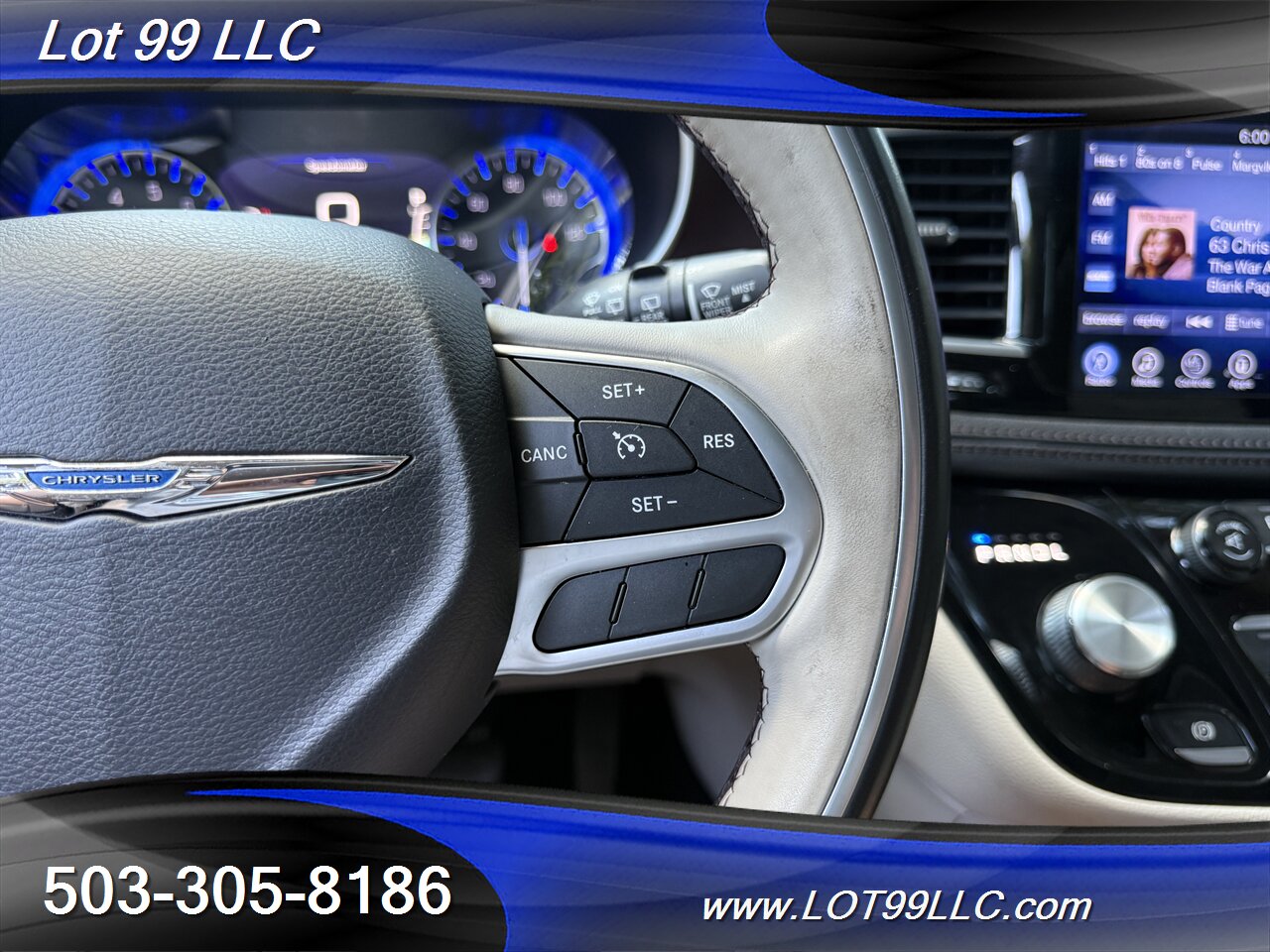 2017 Chrysler Pacifica Limited *Mobility Chair Lift* ADA Wheelchair   - Photo 48 - Milwaukie, OR 97267