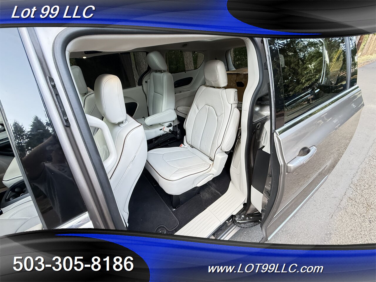 2017 Chrysler Pacifica Limited *Mobility Chair Lift* ADA Wheelchair   - Photo 26 - Milwaukie, OR 97267