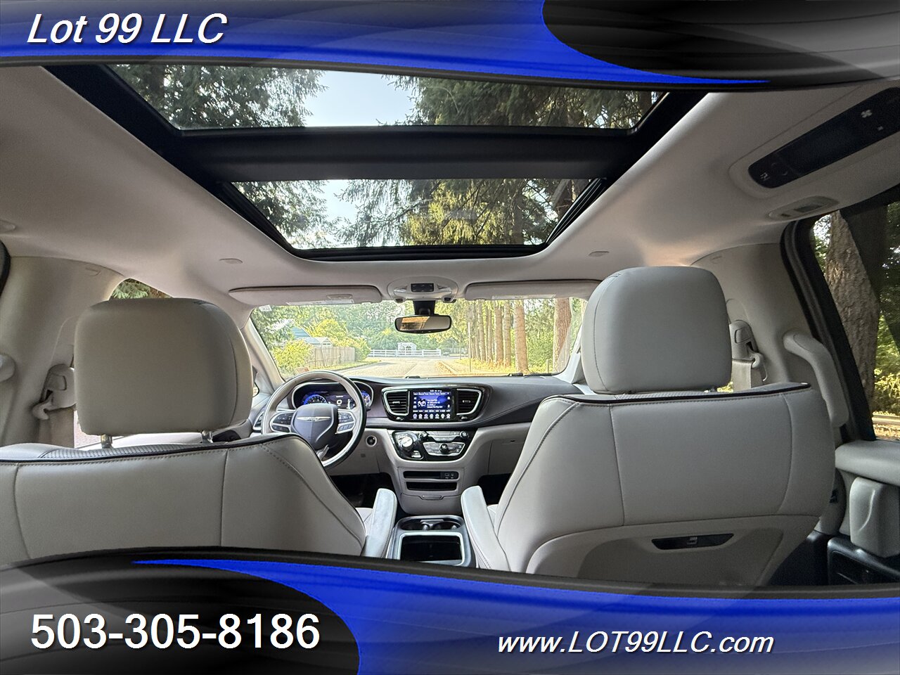 2017 Chrysler Pacifica Limited *Mobility Chair Lift* ADA Wheelchair   - Photo 43 - Milwaukie, OR 97267