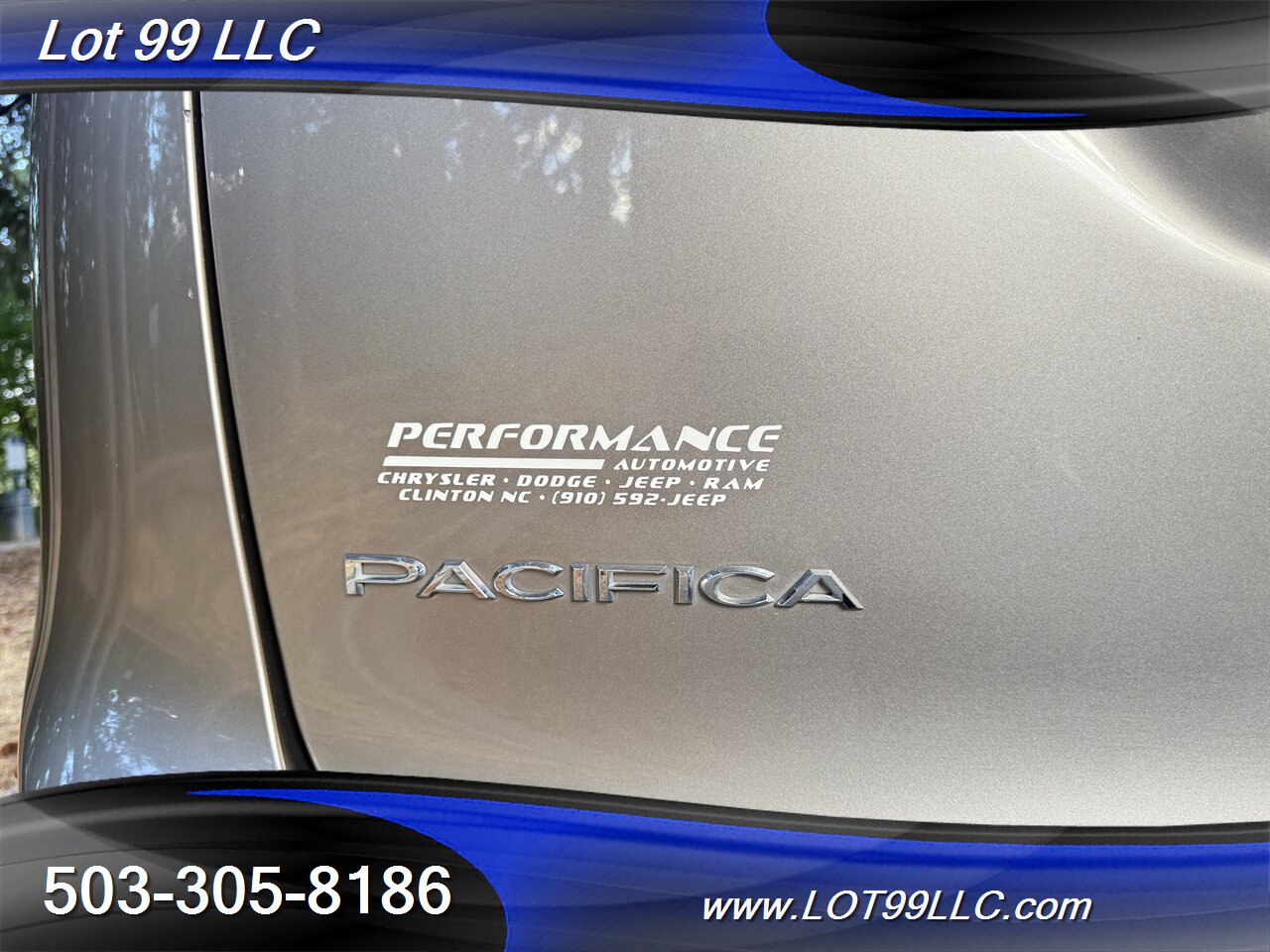 2017 Chrysler Pacifica Limited *Mobility Chair Lift* ADA Wheelchair   - Photo 77 - Milwaukie, OR 97267