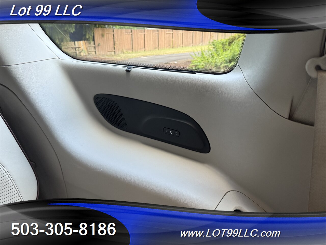 2017 Chrysler Pacifica Limited *Mobility Chair Lift* ADA Wheelchair   - Photo 65 - Milwaukie, OR 97267