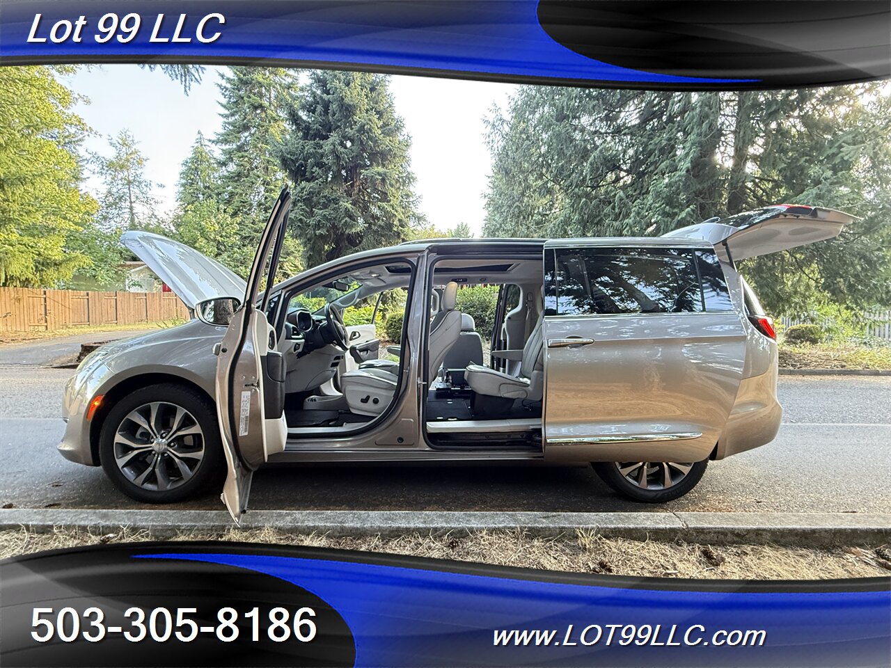 2017 Chrysler Pacifica Limited *Mobility Chair Lift* ADA Wheelchair   - Photo 34 - Milwaukie, OR 97267