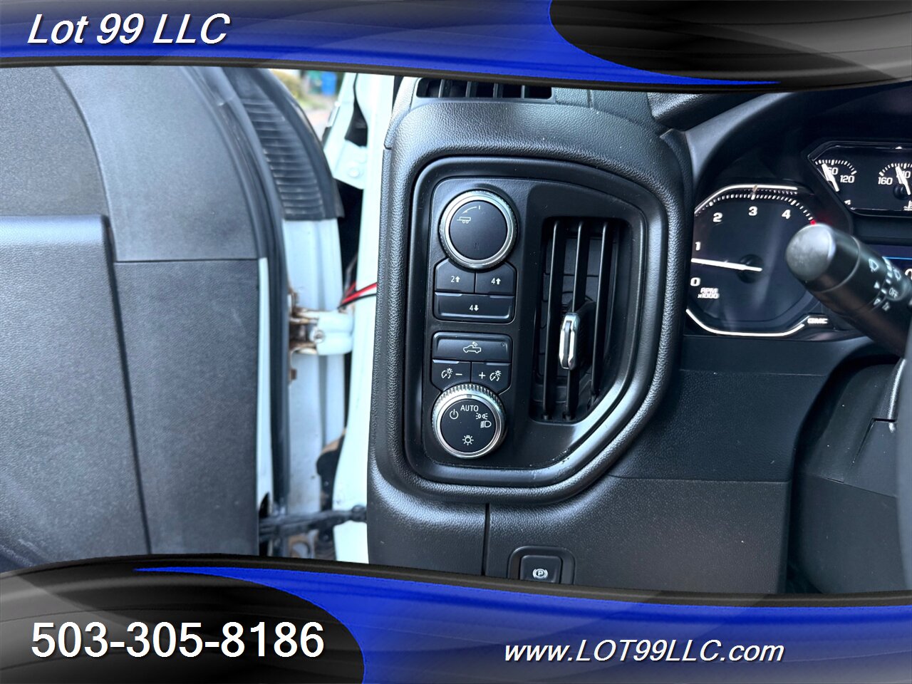 2022 GMC Sierra 3500 ProHD Pro Dually 114k 4x4 Duramax 6.6L DIESEL  8.2 Long Bed ** NEW TIRES ** - Photo 29 - Milwaukie, OR 97267
