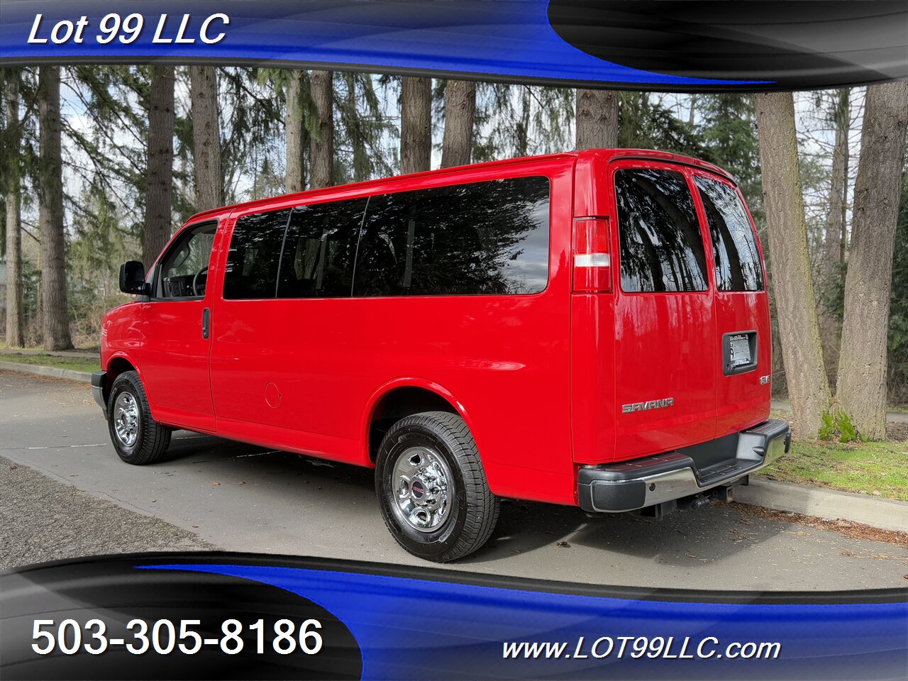 2020 GMC Savana LT 2500 *12 Passenger Van* Sliding Side Door Navi   - Photo 9 - Milwaukie, OR 97267