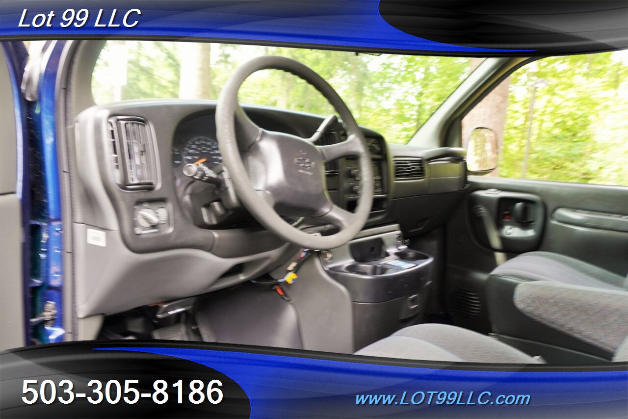 2001 Chevrolet Express G3500 Extended 15 Passenger Van V8 5.7L Auto  Raer AC Newer Tires - Photo 12 - Milwaukie, OR 97267