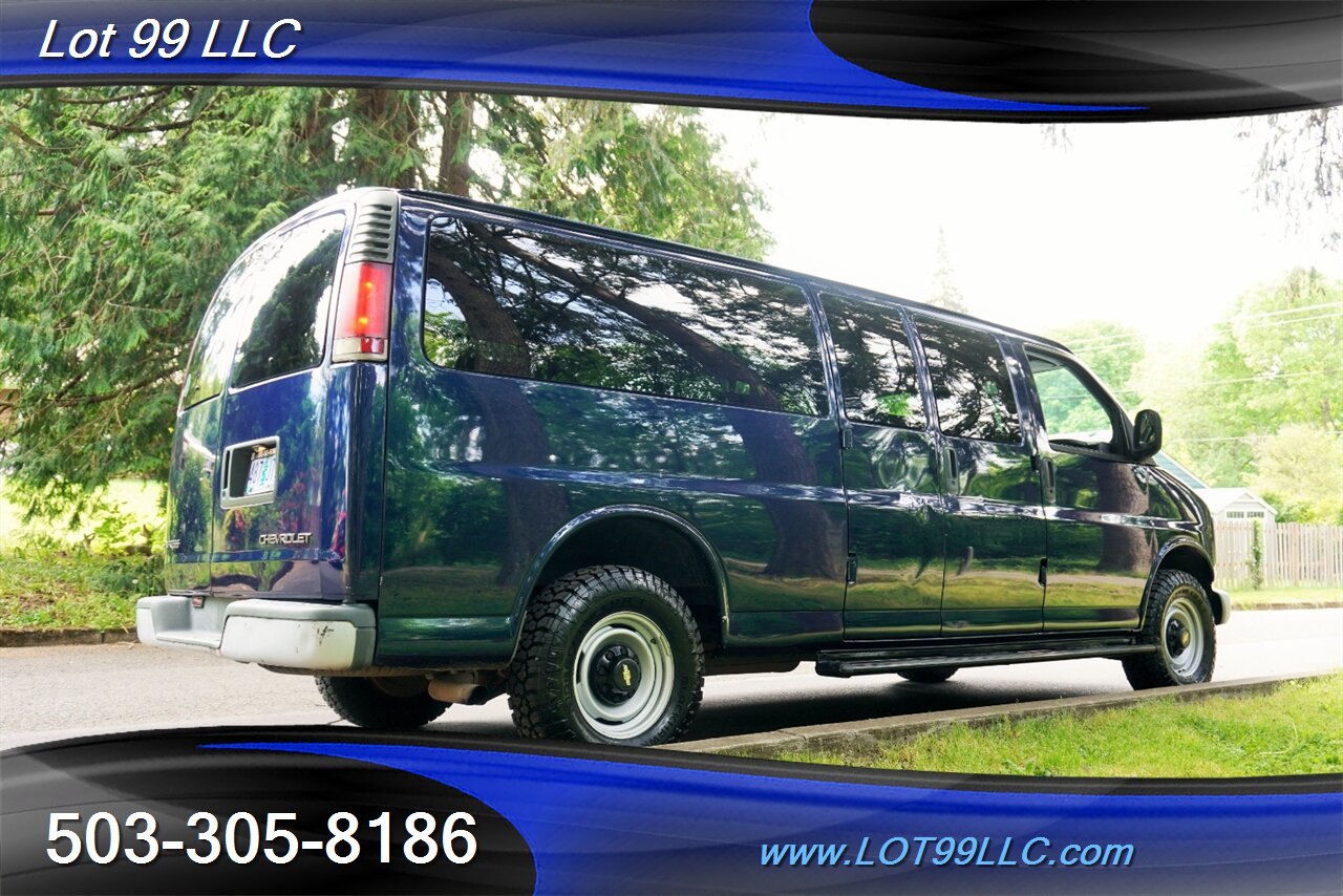 2001 Chevrolet Express G3500 Extended 15 Passenger Van V8 5.7L Auto  Raer AC Newer Tires - Photo 9 - Milwaukie, OR 97267