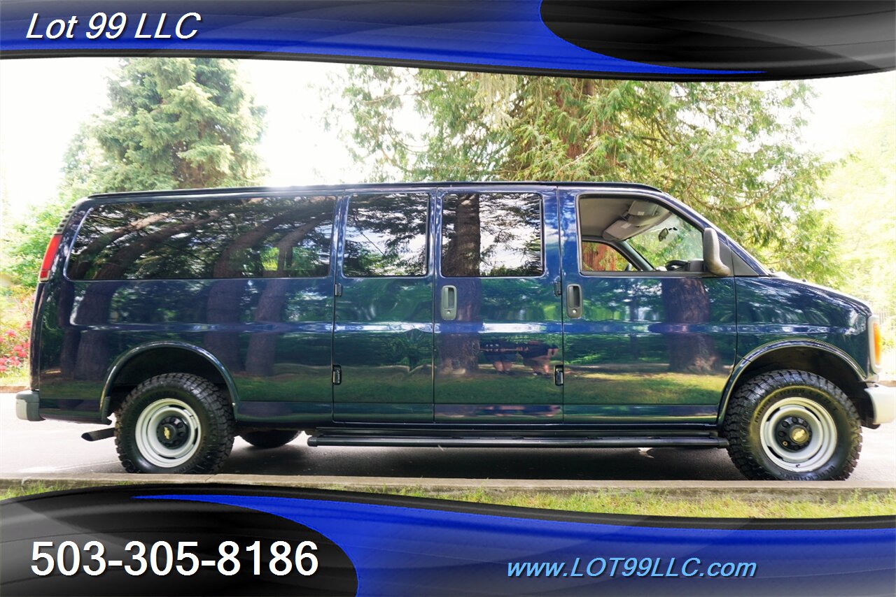 2001 Chevrolet Express G3500 Extended 15 Passenger Van V8 5.7L Auto  Raer AC Newer Tires - Photo 8 - Milwaukie, OR 97267