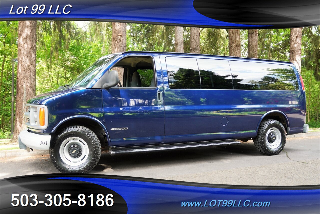 2001 Chevrolet Express G3500 Extended 15 Passenger Van V8 5.7L Auto  Raer AC Newer Tires - Photo 5 - Milwaukie, OR 97267