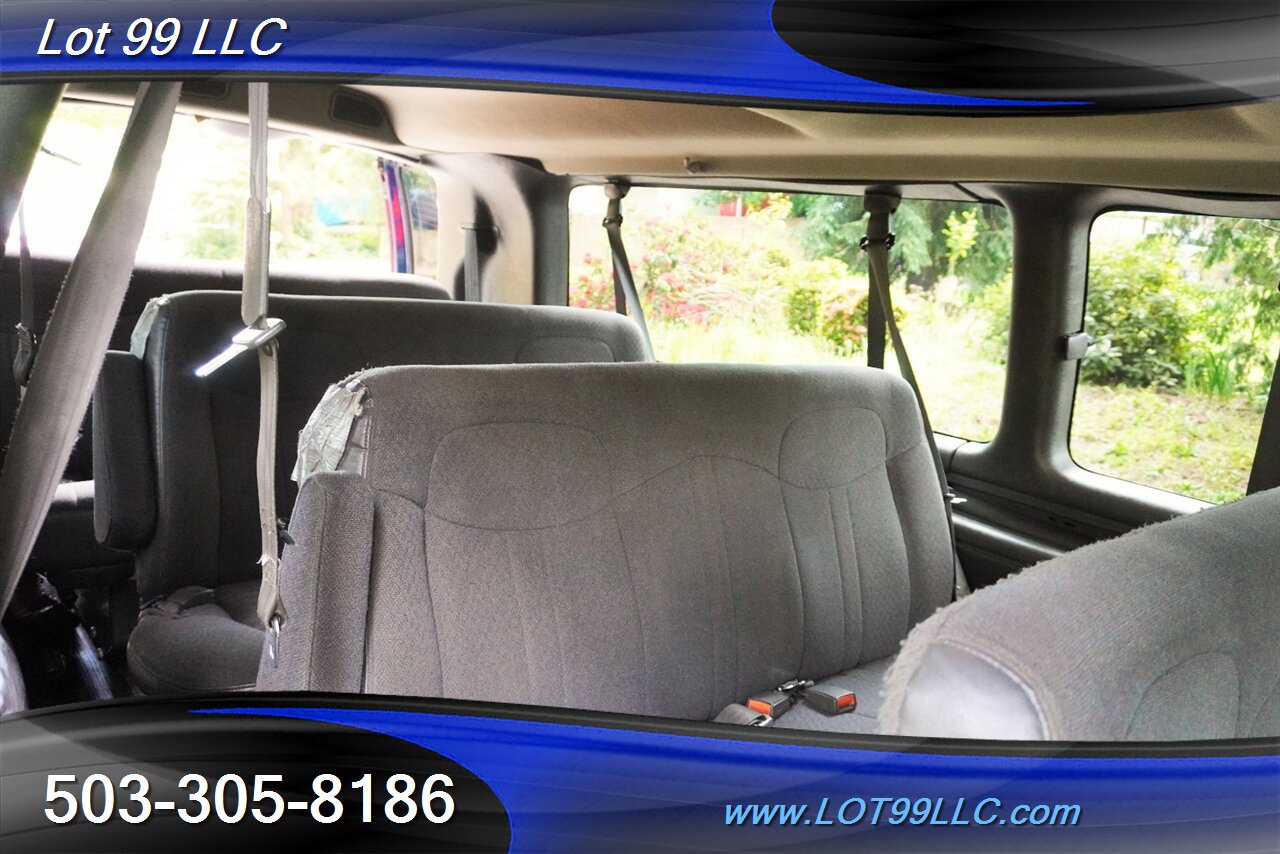 2001 Chevrolet Express G3500 Extended 15 Passenger Van V8 5.7L Auto  Raer AC Newer Tires - Photo 3 - Milwaukie, OR 97267