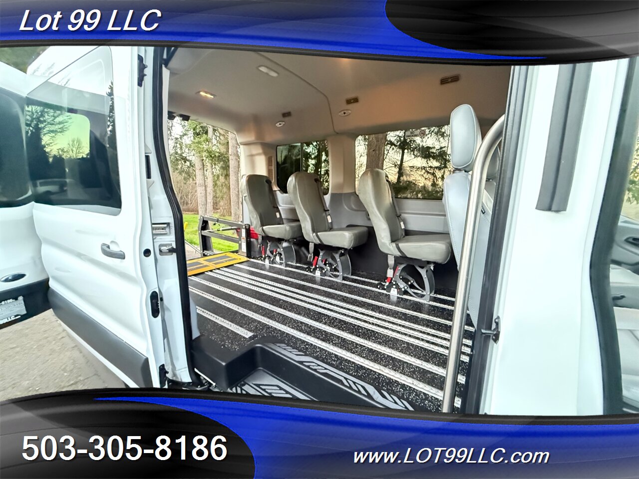 2018 Ford Transit MID Roof ** 54k ** WHEELCHAIR VAN** 5 Passenger  34 " BraunAbility Rear Lift 1-Owner Service History - Photo 3 - Milwaukie, OR 97267
