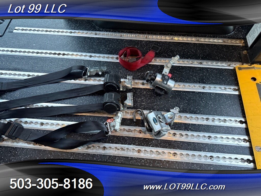 2018 Ford Transit MID Roof ** 54k ** WHEELCHAIR VAN** 5 Passenger  34 " BraunAbility Rear Lift 1-Owner Service History - Photo 44 - Milwaukie, OR 97267