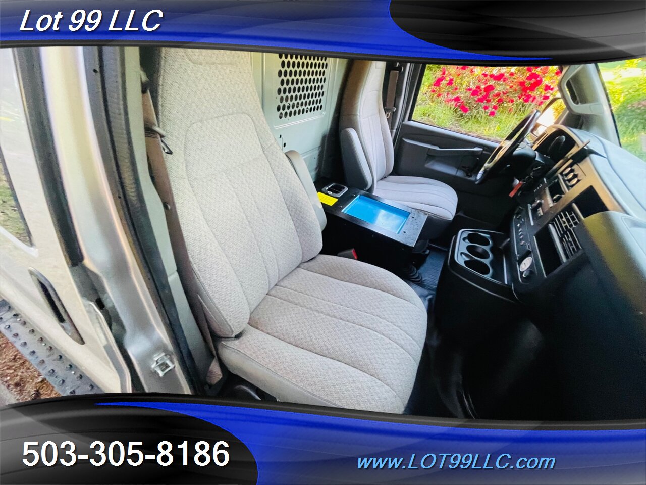 2017 Chevrolet Express 2500  Cargo Van ** QUIGLEY 4x4 Conversion ***   - Photo 15 - Milwaukie, OR 97267