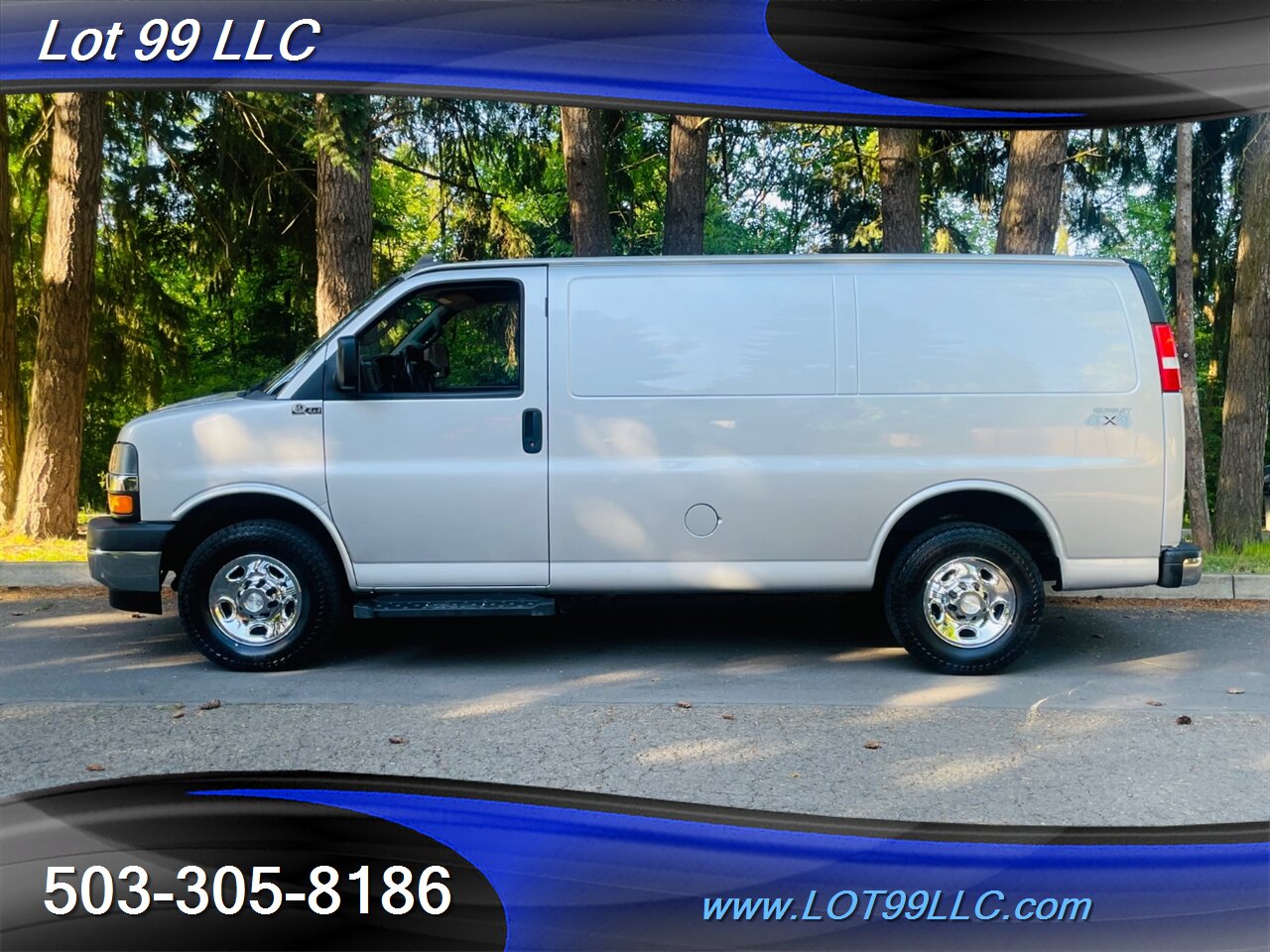 2017 Chevrolet Express 2500  Cargo Van ** QUIGLEY 4x4 Conversion ***   - Photo 1 - Milwaukie, OR 97267