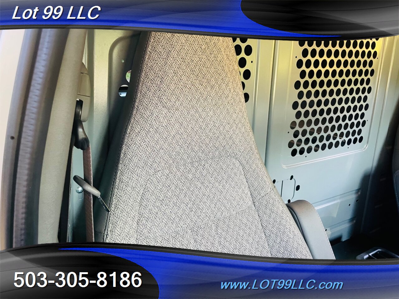 2017 Chevrolet Express 2500  Cargo Van ** QUIGLEY 4x4 Conversion ***   - Photo 52 - Milwaukie, OR 97267