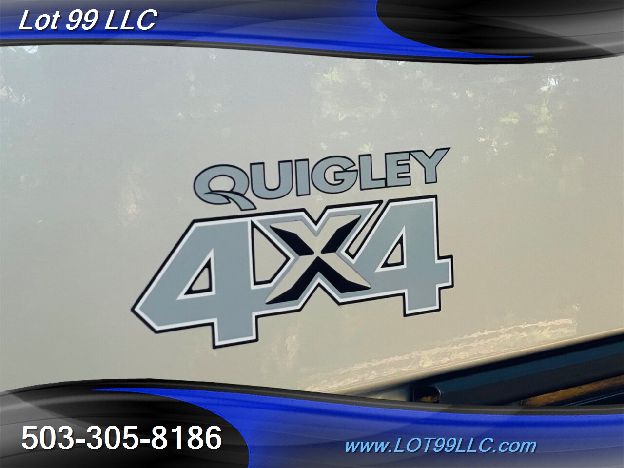 2017 Chevrolet Express 2500  Cargo Van ** QUIGLEY 4x4 Conversion ***   - Photo 2 - Milwaukie, OR 97267