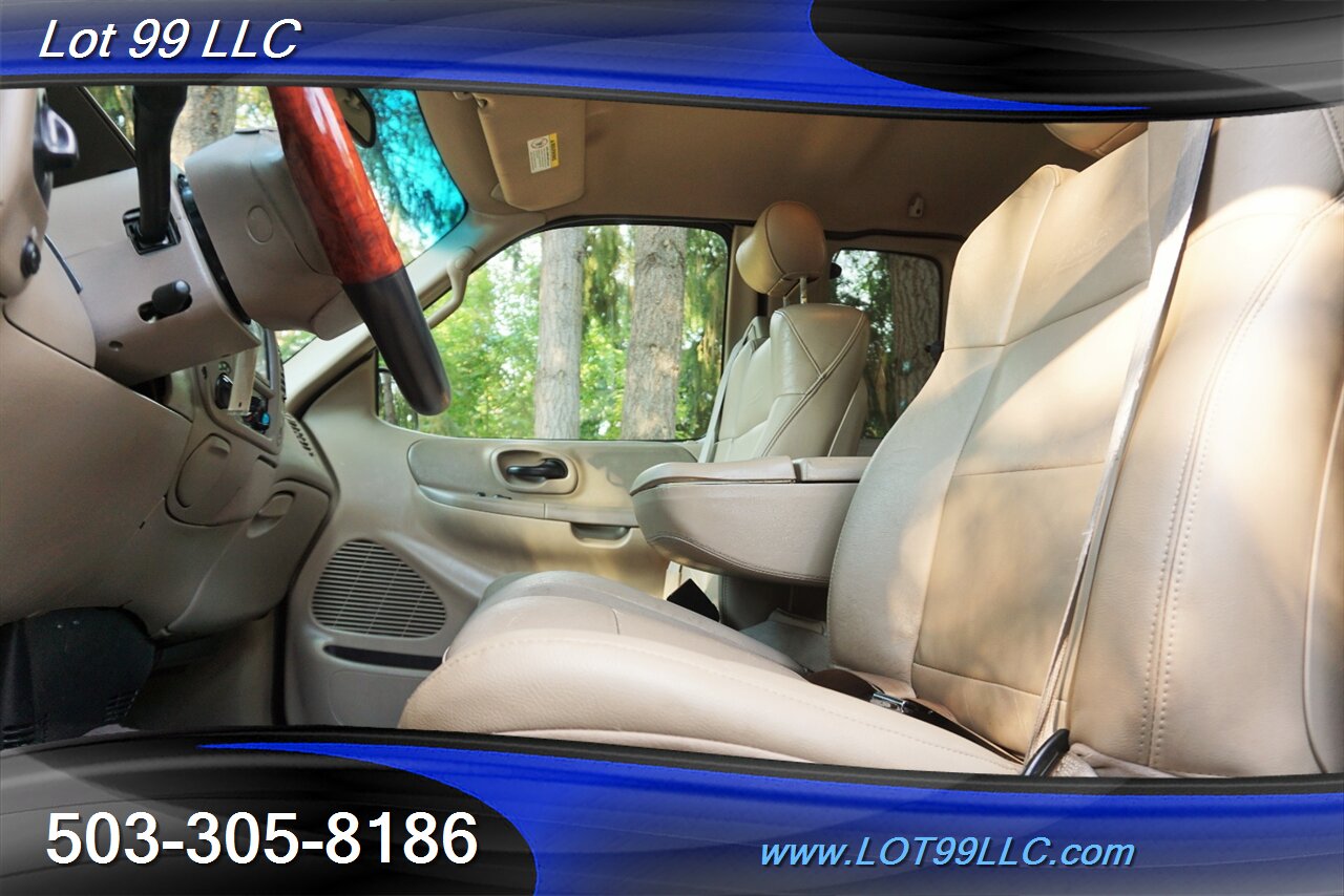 2002 Ford F-150 Lariat 4X4 V8 5.4L Auto Leather 1 OWNER NO RUST - Photo 2 - Milwaukie, OR 97267