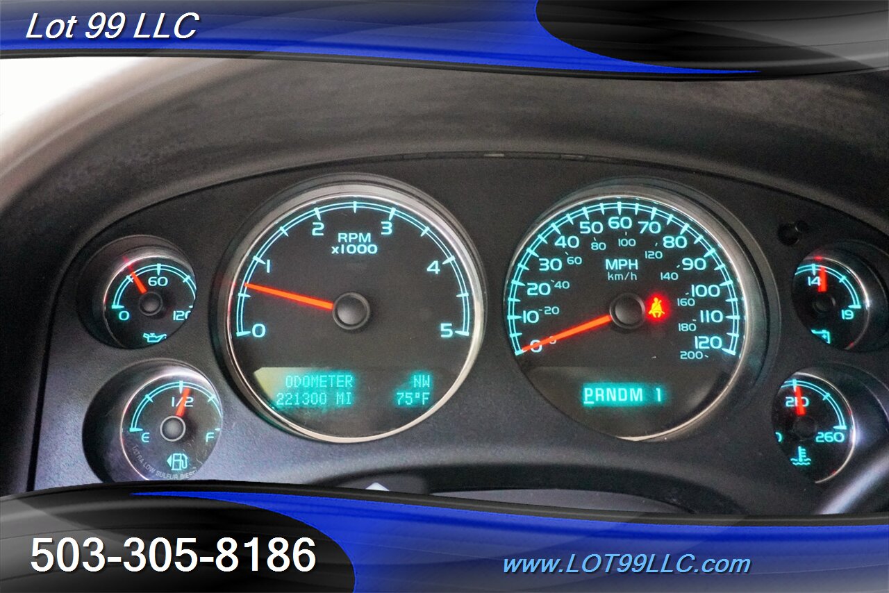 2011 Chevrolet Silverado 2500HD LTZ - Photo 24 - Milwaukie, OR 97267