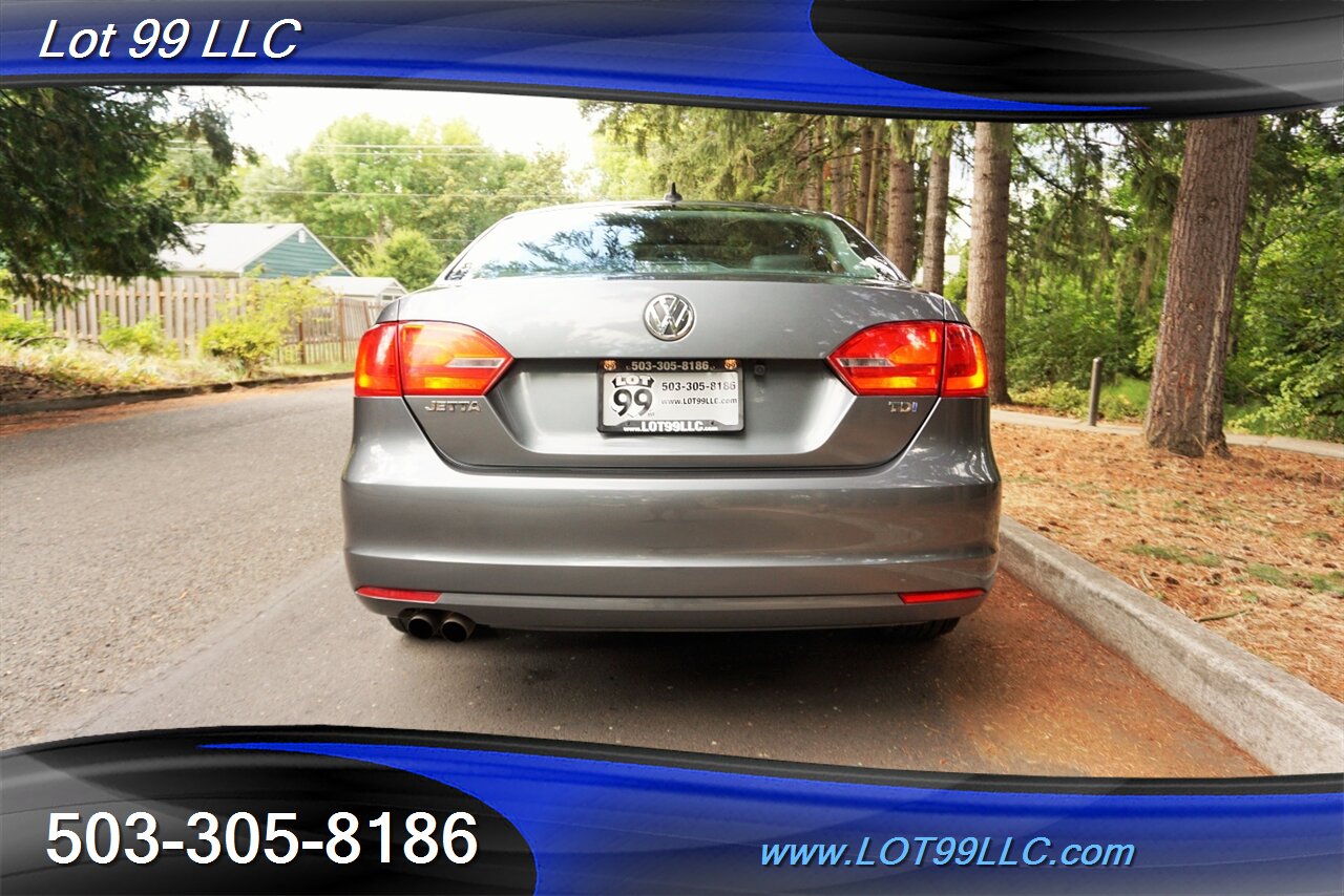 2012 Volkswagen Jetta TDI 2.0L AUTO DIESEL Leather Premium Wheels 42MPG   - Photo 10 - Milwaukie, OR 97267