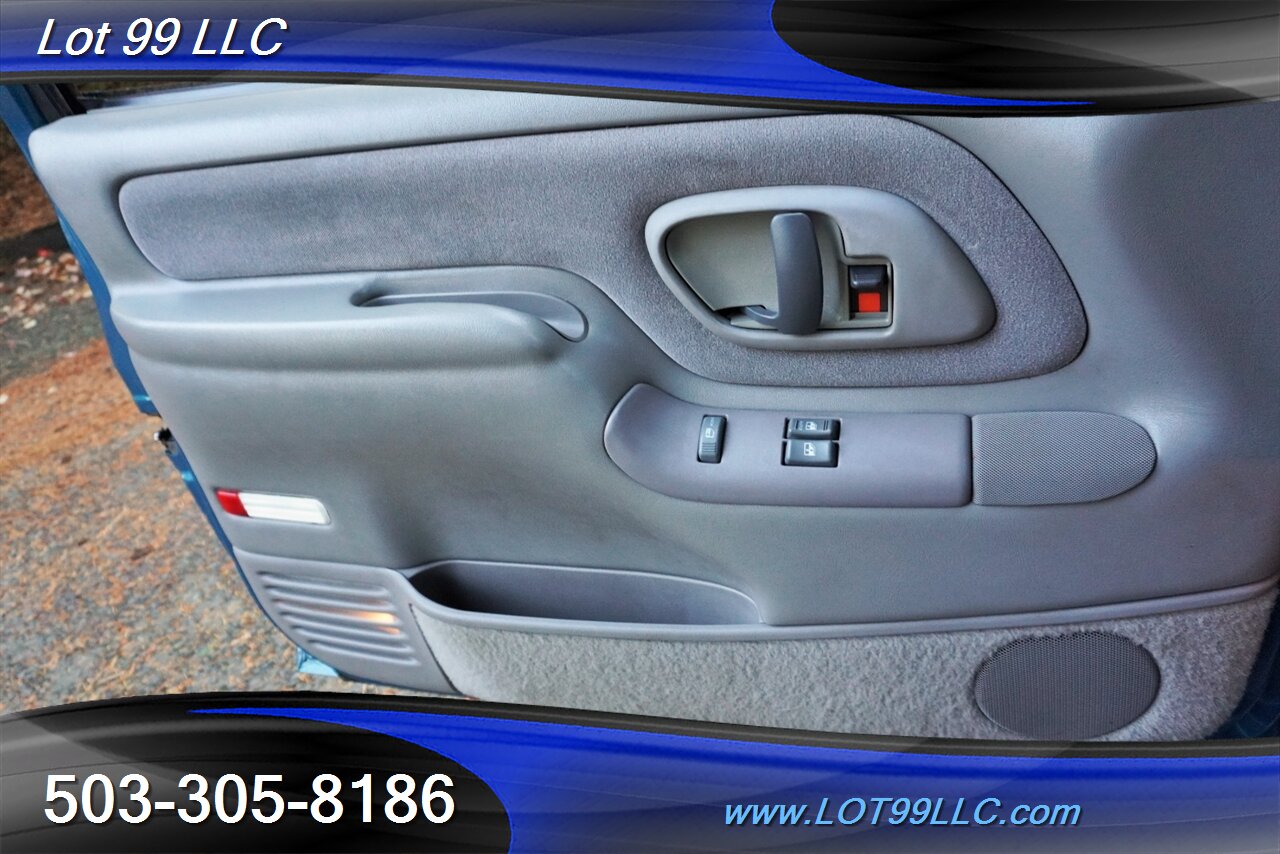 1997 GMC Sierra 3500 SL   - Photo 23 - Milwaukie, OR 97267