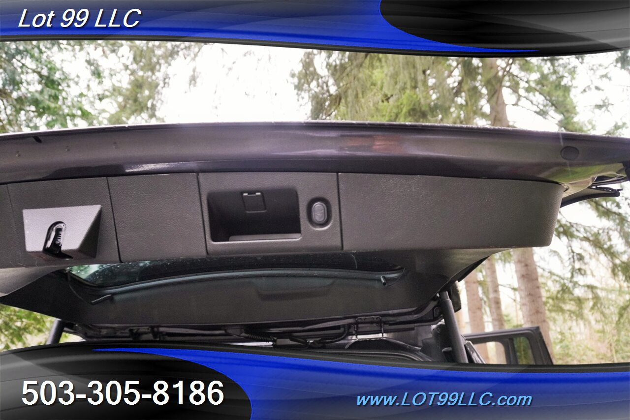 2017 Chevrolet Suburban Premier LTZ 82K V8 5.3L Heated AC Leather Moon  Roof GPS 3 ROW SEATING Dual DVD 2 OWNERS - Photo 34 - Milwaukie, OR 97267