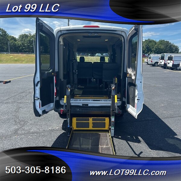 2015 Ford Transit 250 91k ** WHEELCHAIR VAN ** MID ROOF - Photo 1 - Milwaukie, OR 97267