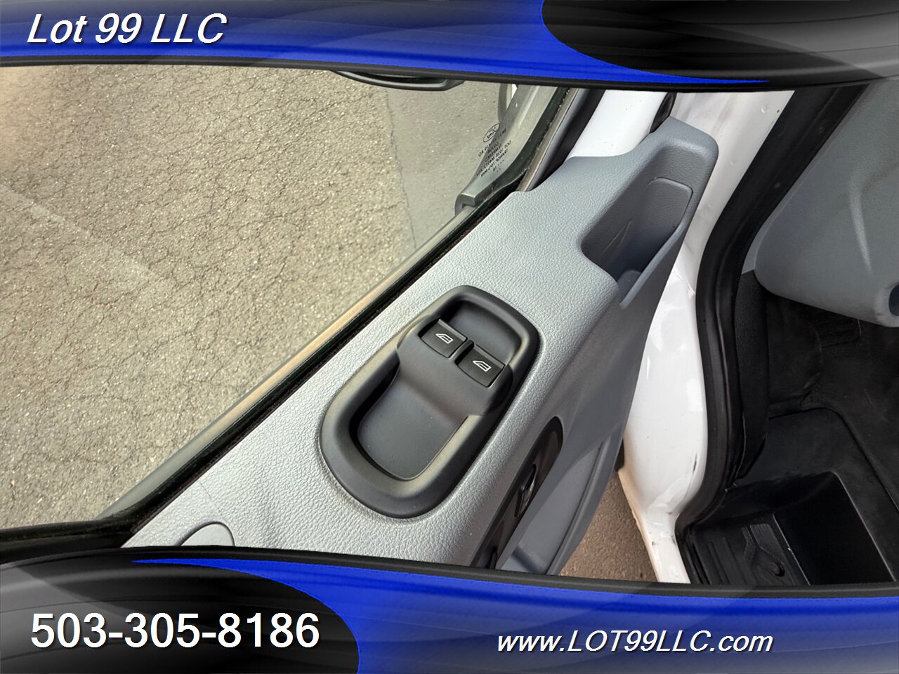 2015 Ford Transit 250 91k ** WHEELCHAIR VAN ** MID ROOF 8 Passenger - Photo 42 - Milwaukie, OR 97267