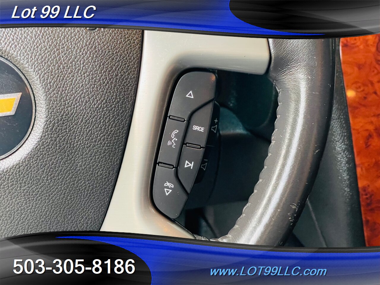 2011 Chevrolet Tahoe 3rd Row Leather DVD Navigation Moon Roof   - Photo 32 - Milwaukie, OR 97267