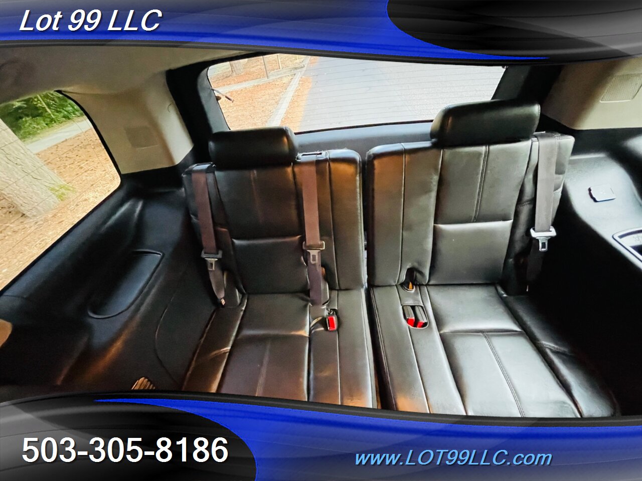 2011 Chevrolet Tahoe 3rd Row Leather DVD Navigation Moon Roof   - Photo 21 - Milwaukie, OR 97267