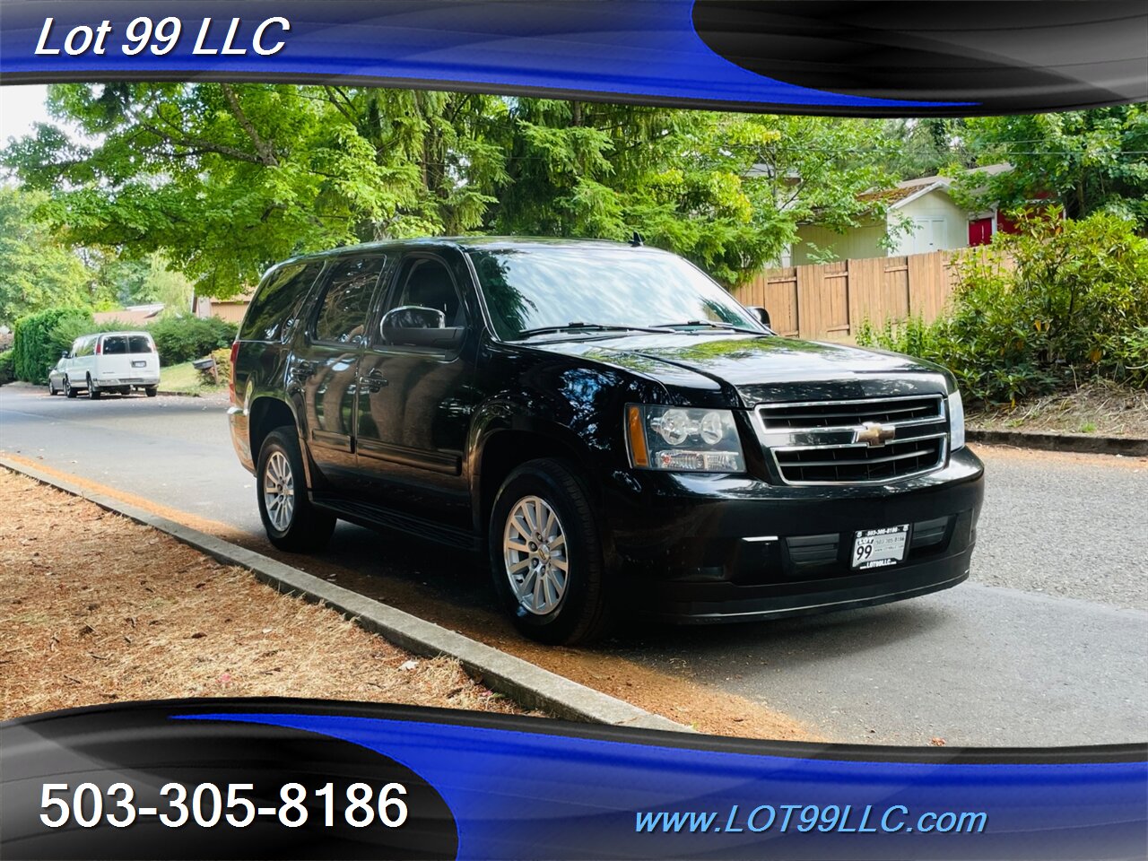 2011 Chevrolet Tahoe 3rd Row Leather DVD Navigation Moon Roof   - Photo 4 - Milwaukie, OR 97267