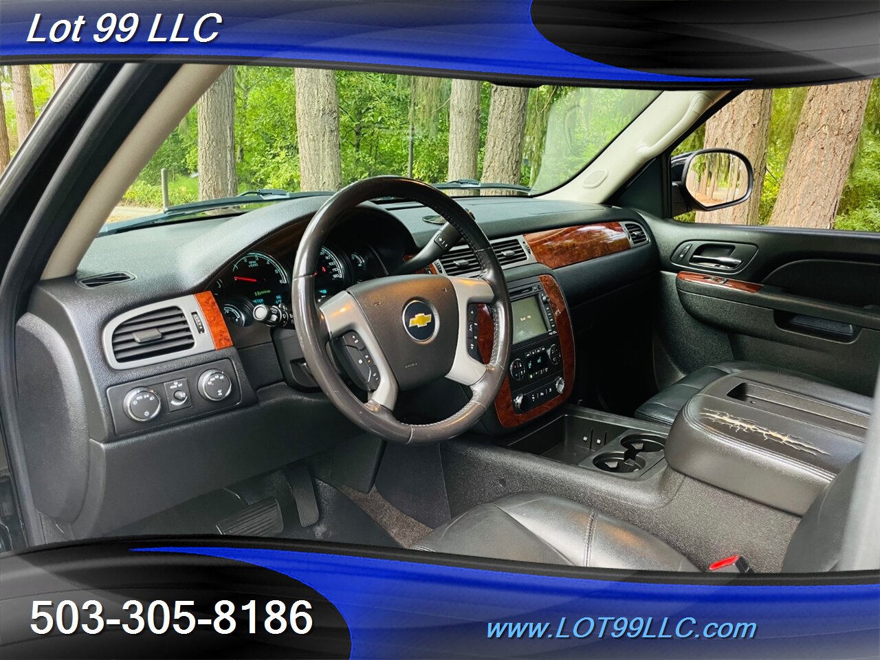 2011 Chevrolet Tahoe 3rd Row Leather DVD Navigation Moon Roof   - Photo 29 - Milwaukie, OR 97267