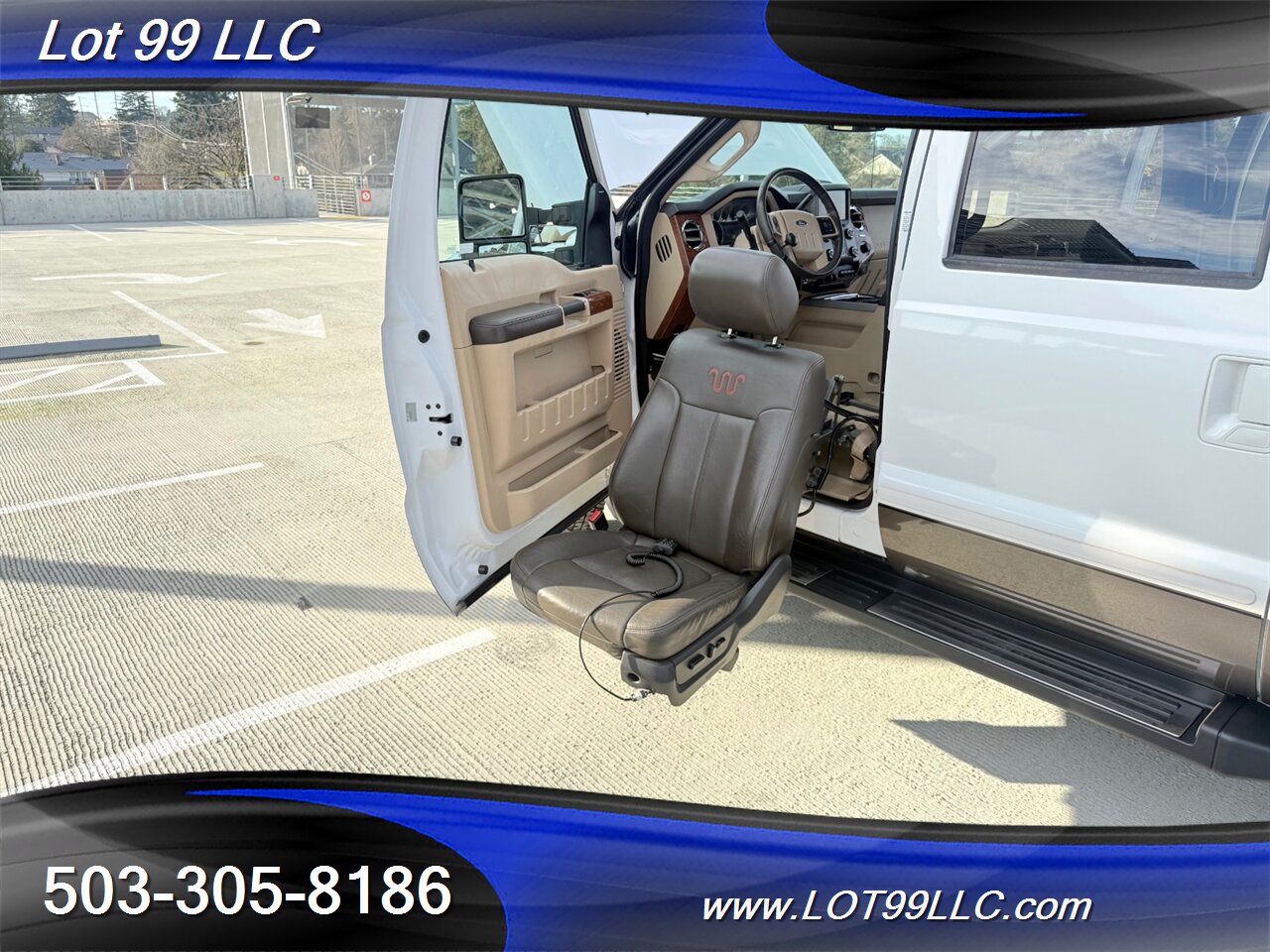 2015 Ford F-350 4x4 103k King Ranch FX4 Diesel 6.7L *WHEELCHAIR*  WHEELCHAIR LIFT and Accessibility Seats - Photo 25 - Milwaukie, OR 97267