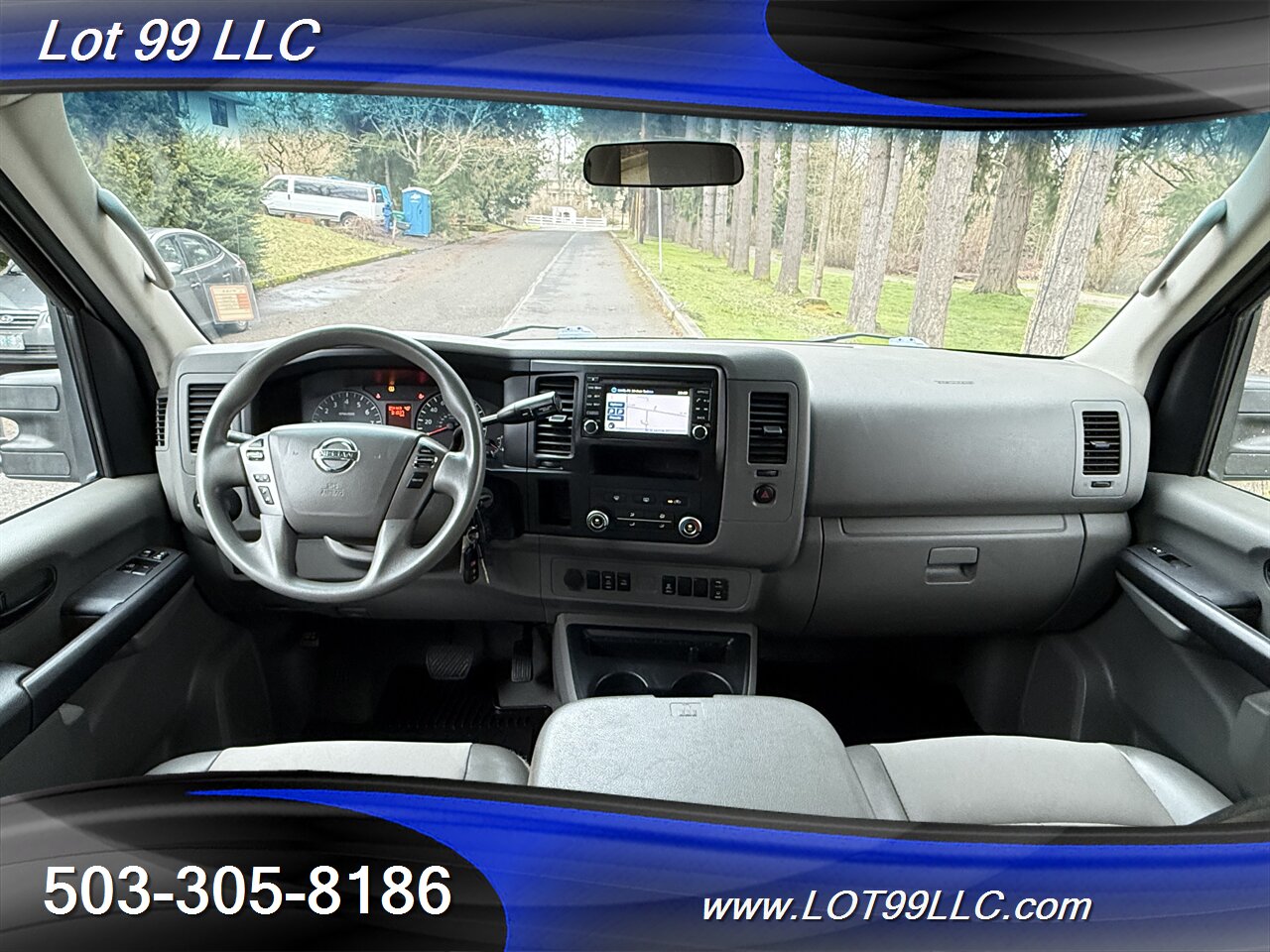 2016 Nissan NV 3500 HD SV V8 1-Owner  91k 12 Passenger Van Navi   - Photo 11 - Milwaukie, OR 97267