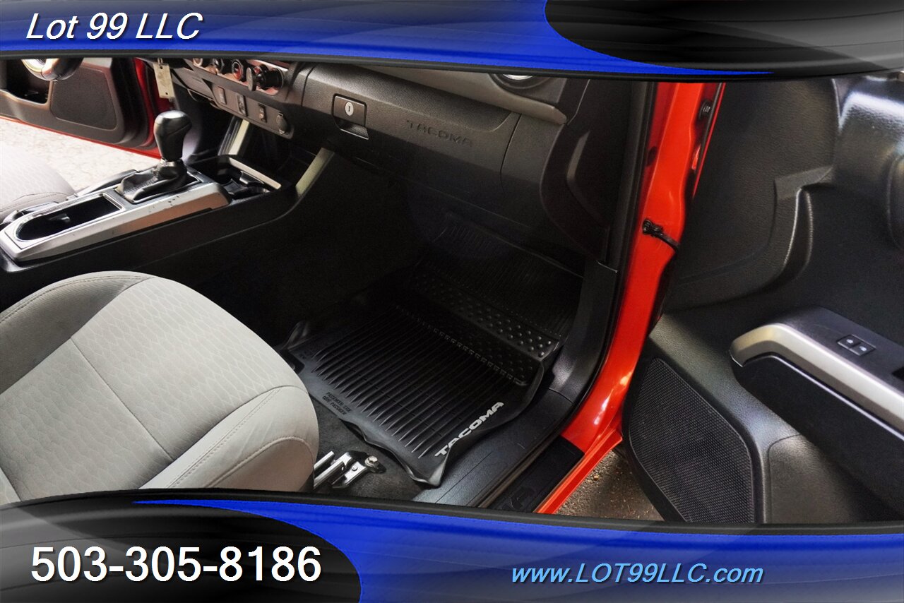 2017 Toyota Tacoma SR5 V6 4X4 109K V6 Automatic Heated Seats Black Wheels NEW TIRES 2 OWNERS - Photo 33 - Milwaukie, OR 97267