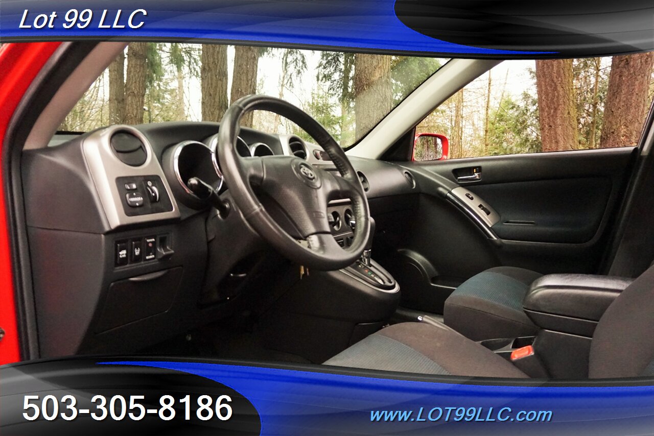 2006 Toyota Matrix 5 Doors Automatic Premium Wheels 33 MPG   - Photo 12 - Milwaukie, OR 97267