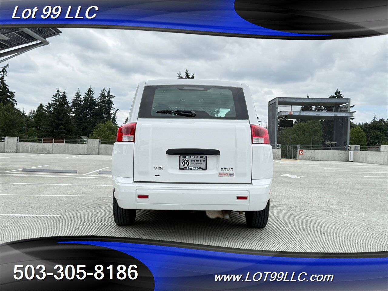 2012 Mobility Ventures MV-1 136k - 4.6L V8 - WHEELCHAIR VAN 6 Passenger Power Side Ramp - Photo 18 - Milwaukie, OR 97267