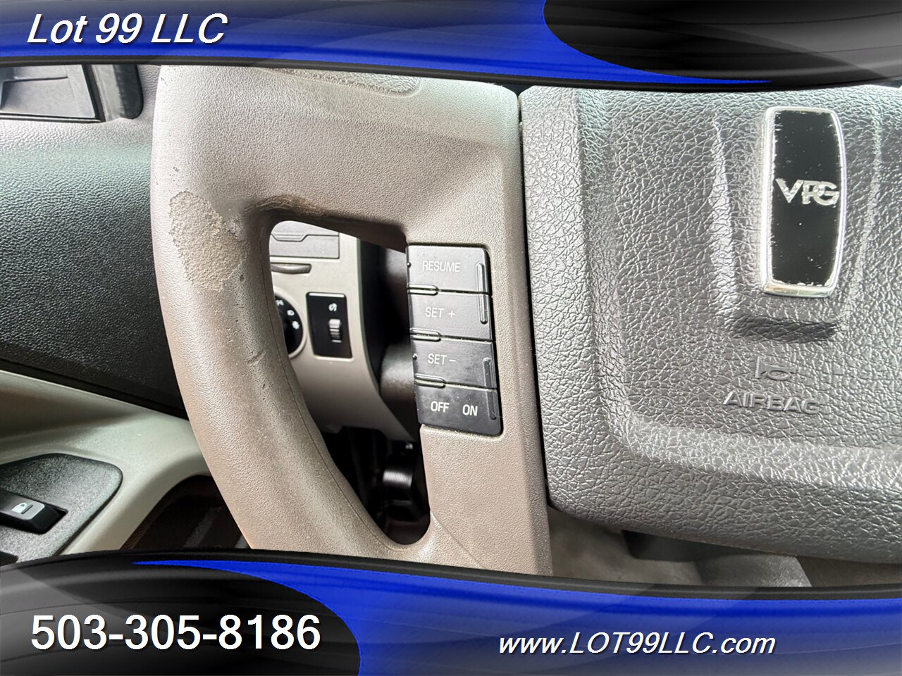 2012 Mobility Ventures MV-1 136k - 4.6L V8 - WHEELCHAIR VAN 6 Passenger Power Side Ramp - Photo 43 - Milwaukie, OR 97267