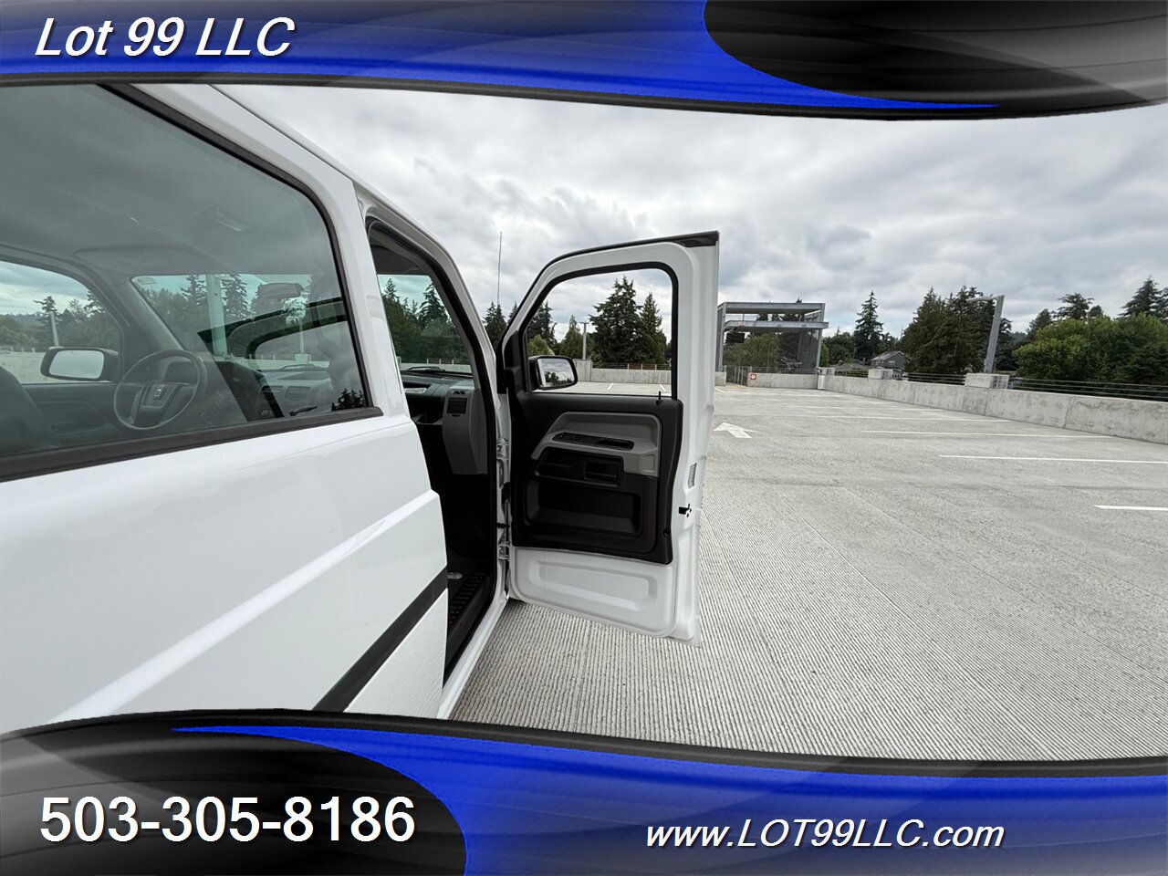 2012 Mobility Ventures MV-1 136k - 4.6L V8 - WHEELCHAIR VAN 6 Passenger Power Side Ramp - Photo 46 - Milwaukie, OR 97267