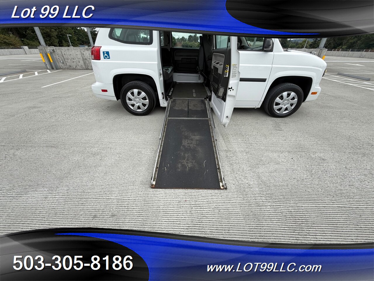 2012 Mobility Ventures MV-1 136k - 4.6L V8 - WHEELCHAIR VAN 6 Passenger Power Side Ramp - Photo 50 - Milwaukie, OR 97267