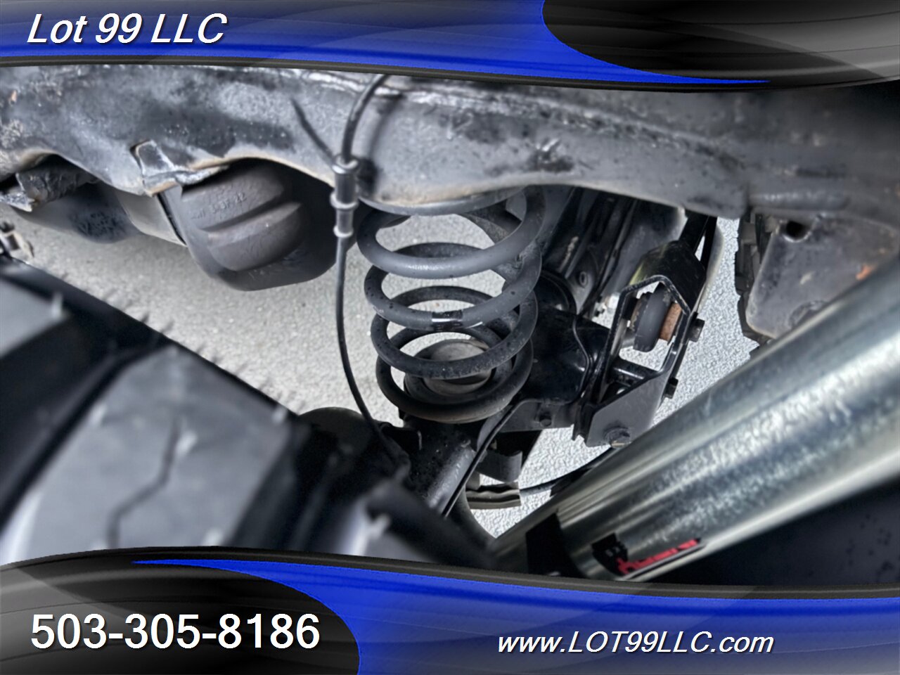 2016 Chevrolet Suburban LT 4x4 99k Lifted Leather New 35 " Tires - Photo 88 - Milwaukie, OR 97267