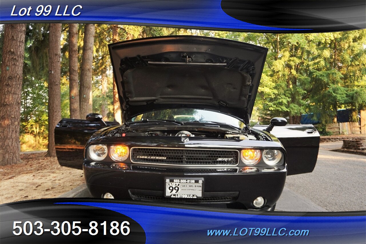 2008 Dodge Challenger SRT8 HEMI V8 ONLY 6.1L Auto Heated Leather Moon - Photo 31 - Milwaukie, OR 97267