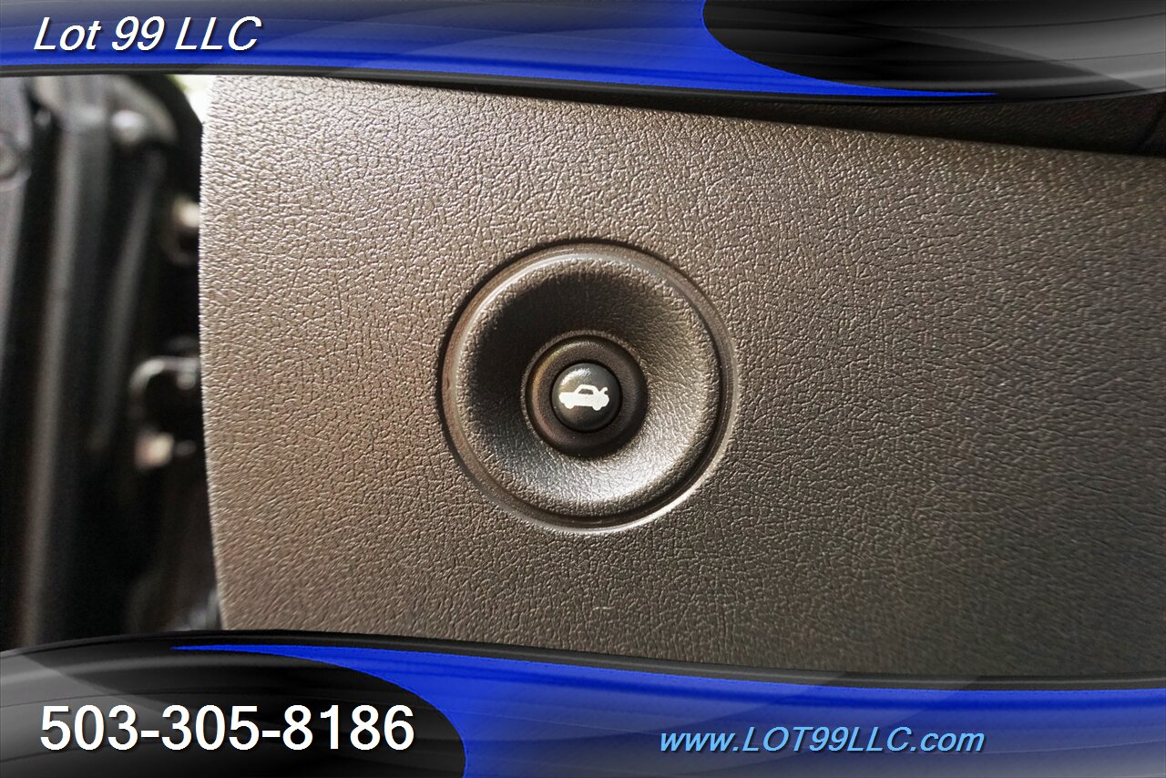 2008 Dodge Challenger SRT8 HEMI V8 ONLY 6.1L Auto Heated Leather Moon - Photo 26 - Milwaukie, OR 97267
