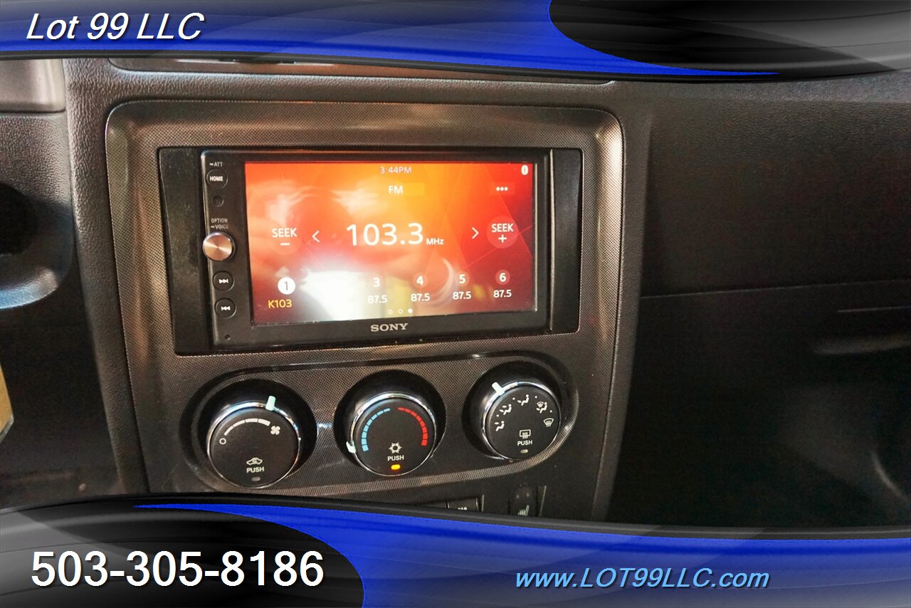 2008 Dodge Challenger SRT8 HEMI V8 ONLY 6.1L Auto Heated Leather Moon - Photo 17 - Milwaukie, OR 97267