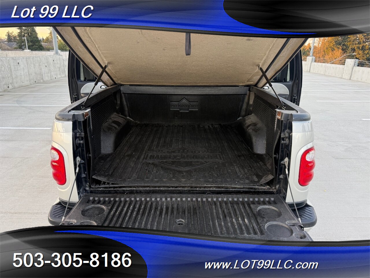 2003 Ford F-150 Harley-Davidson 5.4L Supercharged V8 380hp 450ft.  Super Crew Tonneau Cover - Photo 28 - Milwaukie, OR 97267