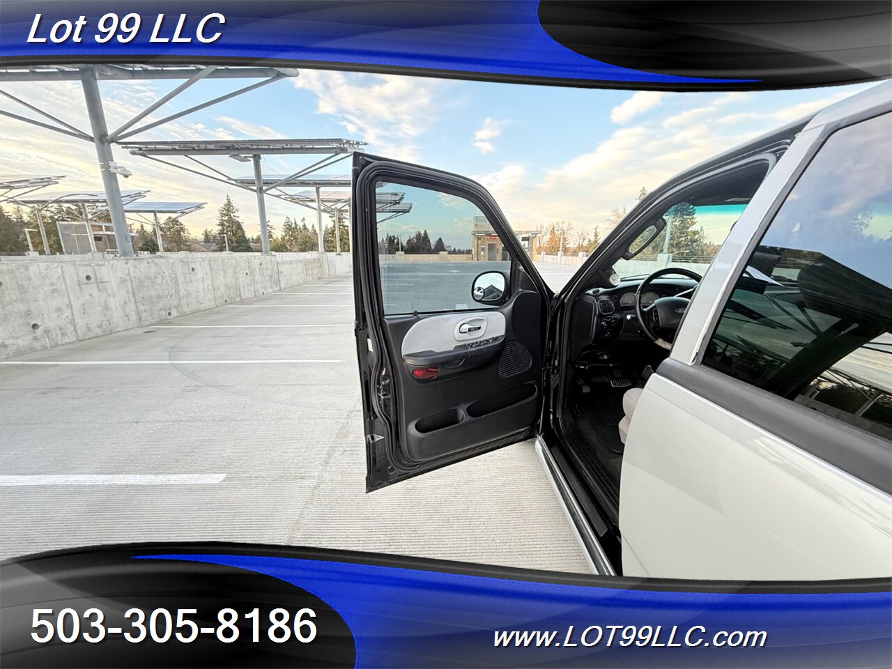 2003 Ford F-150 Harley-Davidson 5.4L Supercharged V8 380hp 450ft.  Super Crew Tonneau Cover - Photo 35 - Milwaukie, OR 97267