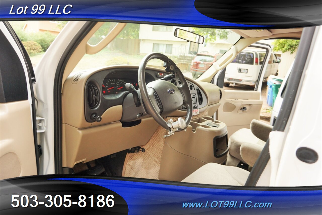 2006 Ford E-Series Chassis E350 Econoline 66K WheelChair HIGH ROOF Power Ramp - Photo 2 - Milwaukie, OR 97267