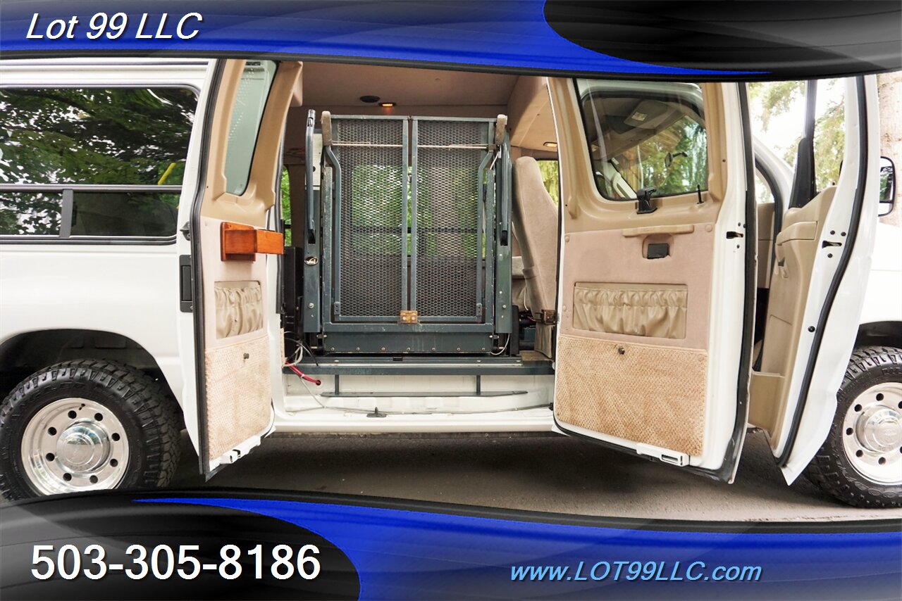 2006 Ford E-Series Chassis E350 Econoline 66K WheelChair HIGH ROOF Power Ramp - Photo 29 - Milwaukie, OR 97267