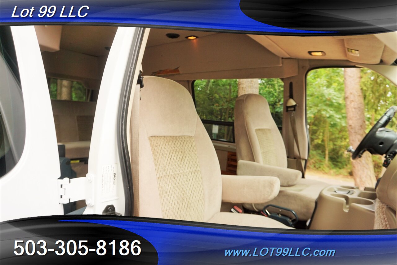 2006 Ford E-Series Chassis E350 Econoline 66K WheelChair HIGH ROOF Power Ramp - Photo 16 - Milwaukie, OR 97267